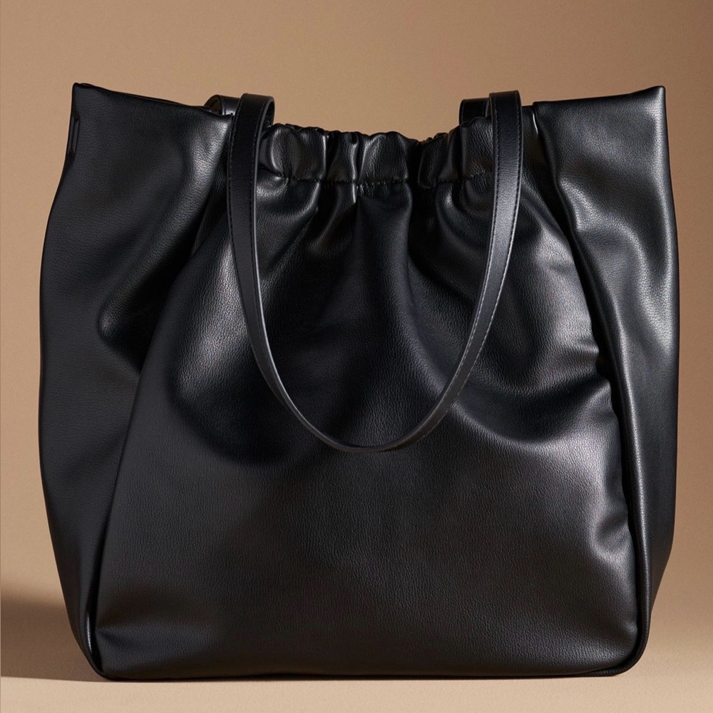 Urban Originals Sleek Black Tote